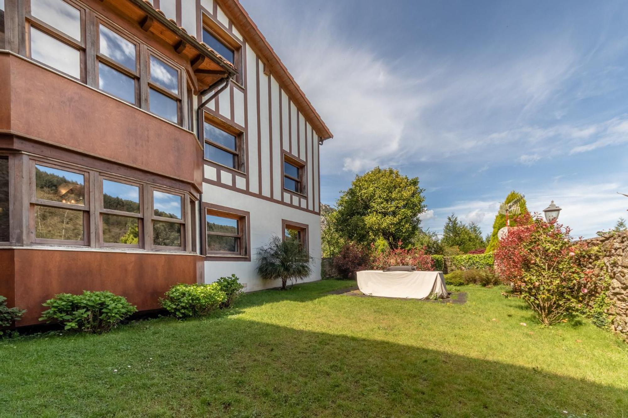 43A Nature With Parking By Aston Rentals Otañes 외부 사진